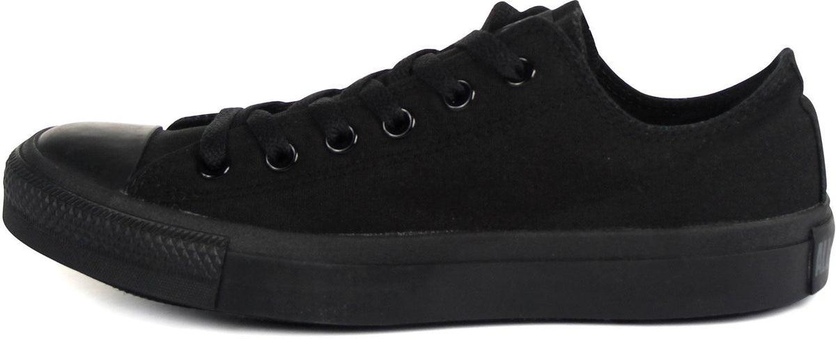 Converse Women's Chuck Taylor Classic Sneaker